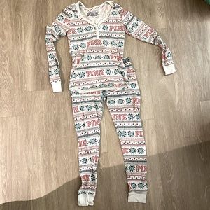Victoria’s Secret PINK Christmas pajama set